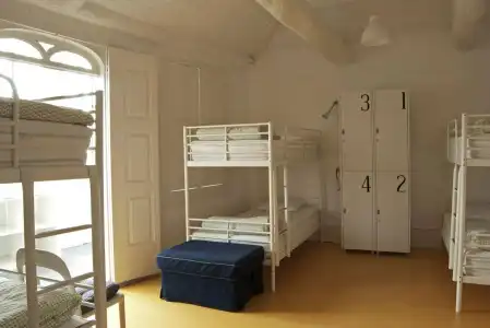 Wine Hostel - 4