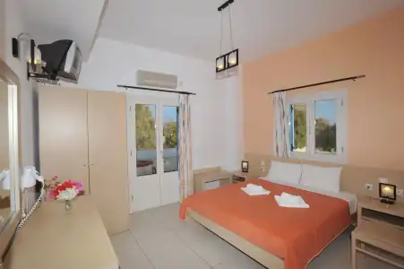 Stelios Place - 3
