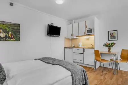 Castle House Luxury Apartments - 14