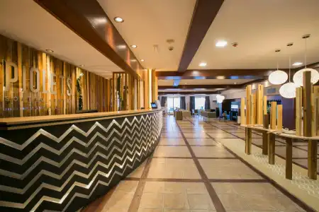 Piolets Soldeu Centre by Nexta - 15