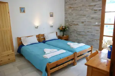 Dimitra - 3