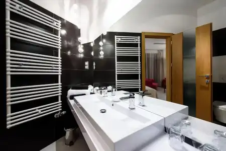 Karoly Corner Residences - 60