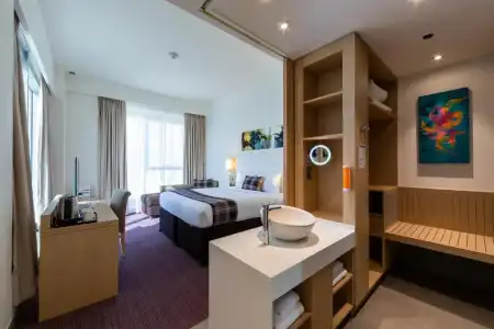 Premier Inn Dubai Dragon Mart - 39
