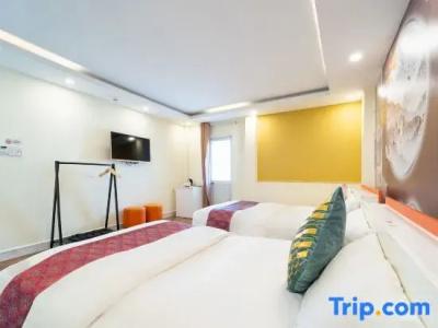 Collection O Joy Inn - Near T3 Terminal - 41