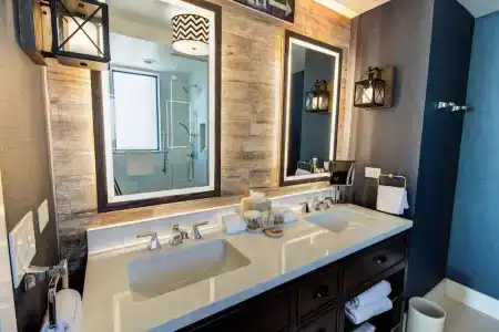 The Waterfront Beach Resort, A Hilton - 129