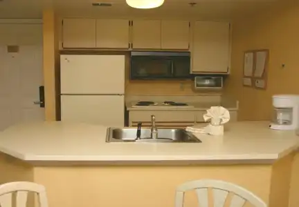 Parc Corniche Condominium Suites - 27