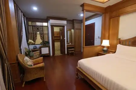 Rich Garden House - 65