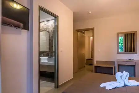 Agrelli & Suites - 213