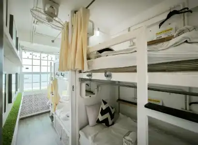 Jetty Huahin Hostel - 31