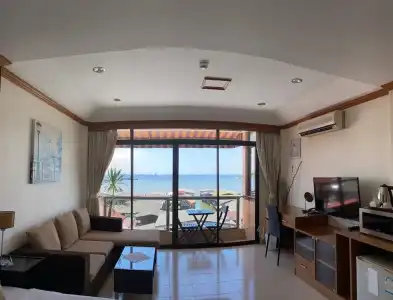 Seaview Sriracha - 86