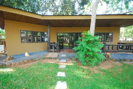 Melina's Beach Front Bungalow - 65