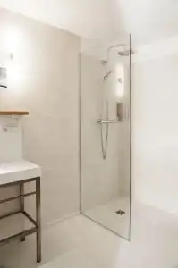 V-Hotel - 43