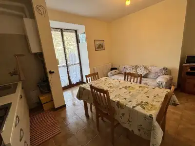 Diffuso Il Portichetto sulla collina a Vezio Perledo - 188