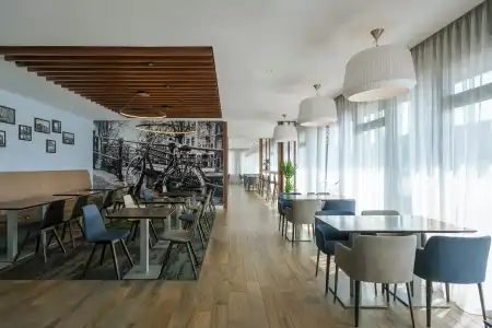 Hampton by Hilton Amsterdam Centre East - 35