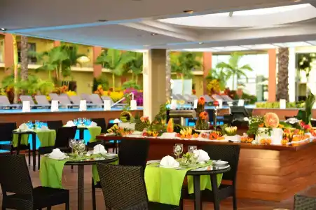 Pestana Promenade Ocean Resort - 26