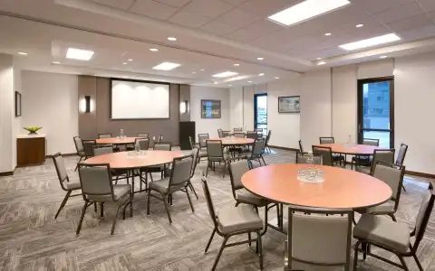 Hyatt Place Anchorage Midtown - 22