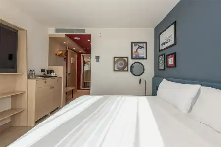 Hampton by Hilton Batumi Center - 64