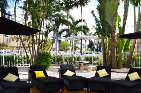 Beachside All Suites - 20