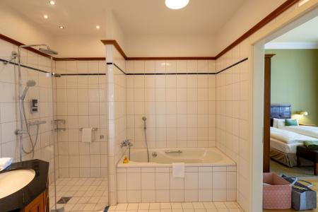 Louisa's Place - 47