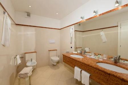 Continental Wellness & Spa - 124