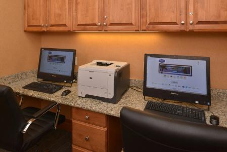 Woodspring Suites Bakersfield Airport - 30