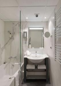 Best Western Alexandra - 85