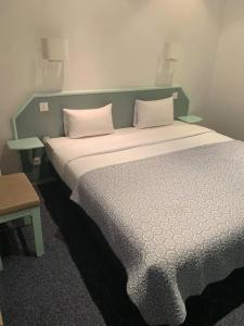 Hôtel Escurial - Centre Gare - 33