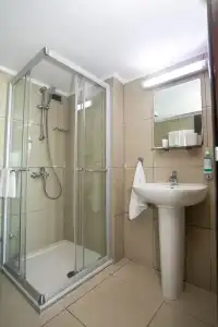 Les Palmiers Beach Boutique & Luxury Apartments - 36