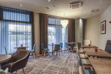 Hampton by Hilton Stuttgart City Centre - 10