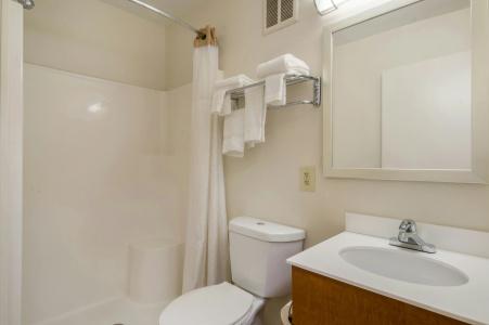 HomeTowne Studios By Red Roof Denver - Airport/ Aurora - 7