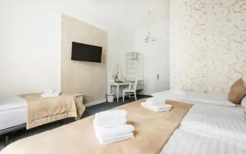 Downtown Bratislava B&B - 45