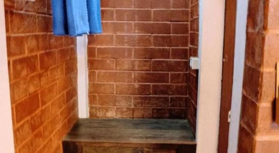 Red Brick Guesthouse - 16