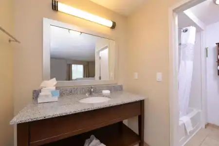 Hampton Inn Omaha Midtown-Aksarben Area - 34