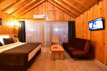 Green Palace Suite - 90
