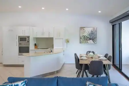 Saltwater Luxury Apartments - 60