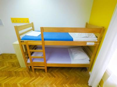 Whole Wide World Hostel & Bar - 25
