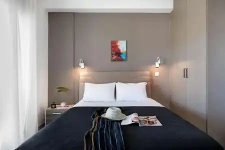 Thisean Modern Suites By Athens Stay - 16