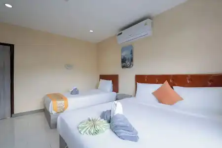 Square One Patong - 140