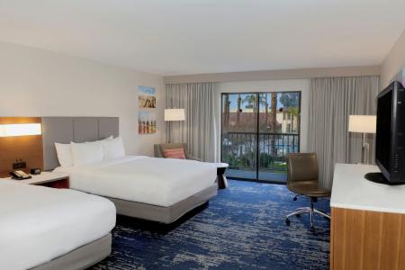 DoubleTree by Hilton Bakersfield - 5