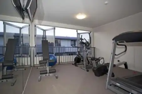 Atrium on Ulster - 10