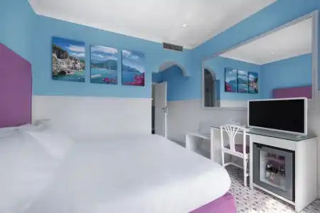 La Bougainville - 150