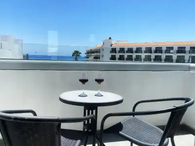 Nissi Avenue Suites - 47