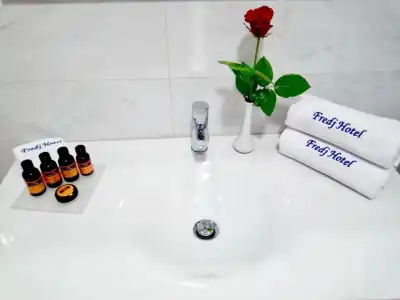 Fredj and Spa - 43