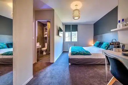 Hôtel ROSA - Bordeaux Centre Gare Saint Jean - 58