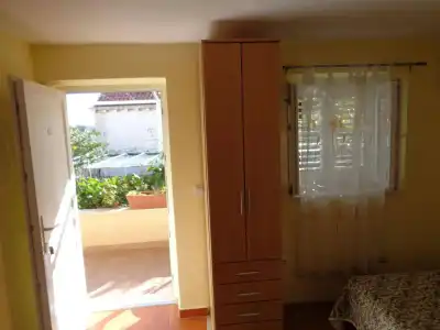 Anna Guesthouse - 1