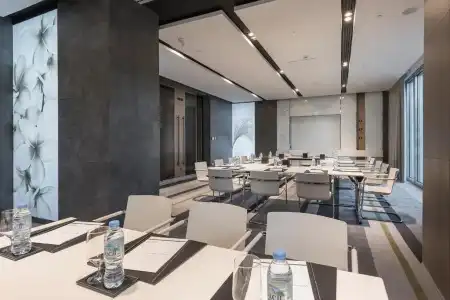 Al Bandar Rotana – Creek - 25
