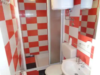 Anna Guesthouse - 8