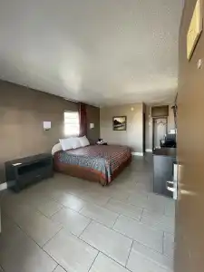 Sunset Inn - 18