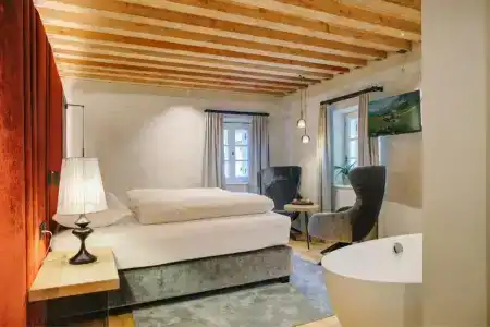 Boutique im Auracher Löchl - 105
