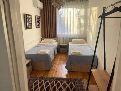 Family Guest House & Hostel - 31